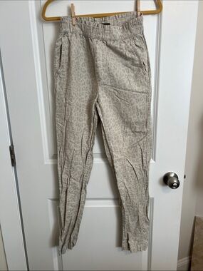 Gap Leopard Print Pull On Pants Size 0 Beige Animal Print Slim Ankle